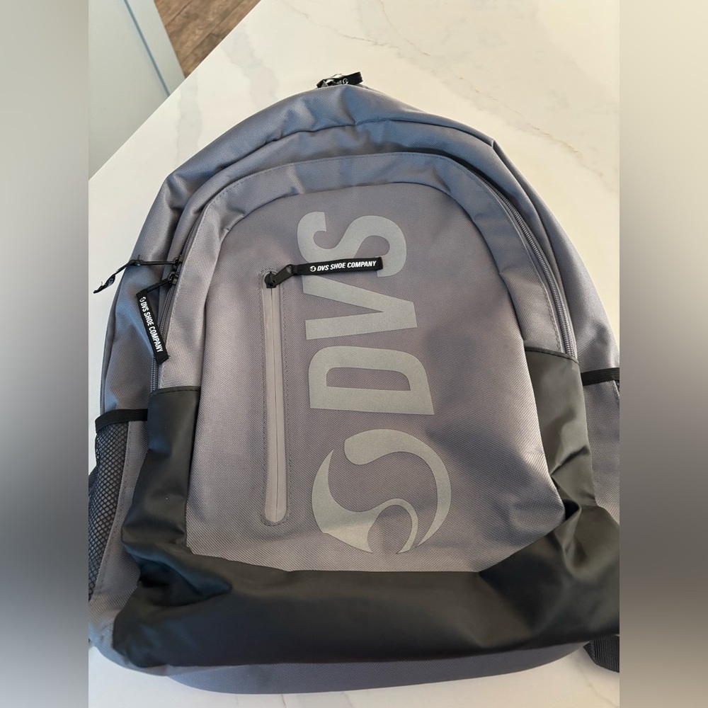 SOLD - DVS Shoe Company NWOT spacious backpack with padded straps!